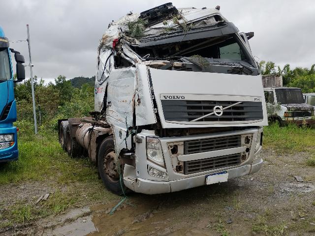 Foto 2: FH 500 6X2T - 2014/2015