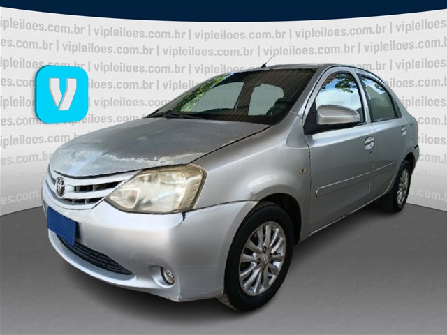 TOYOTA - ETIOS SD X - leilão extrajudicial - SÃO LUÍS MA - lance mínimo R$ 17.000