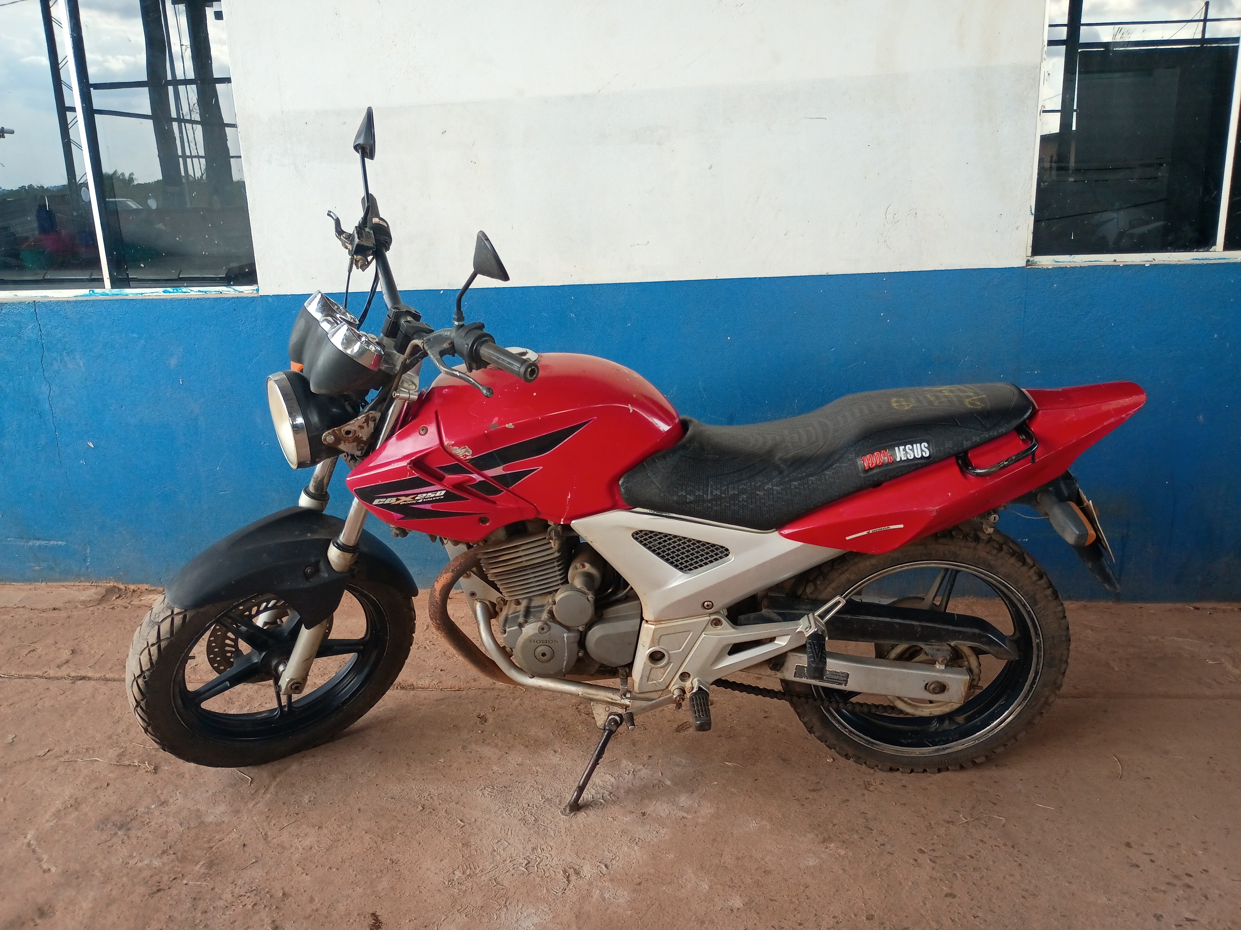 HONDA - CBX 250 TWISTER - leilão extrajudicial - ALTAMIRA PA - lance mínimo R$ 3.656