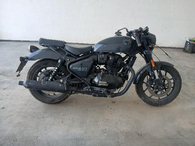 Foto 2: SHOTGUN 650 - 2025/2026