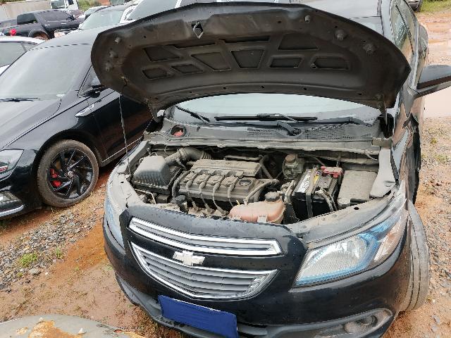 CHEVROLET ONIX 1.4MT LT - 2012/2013 — foto 12 de 40