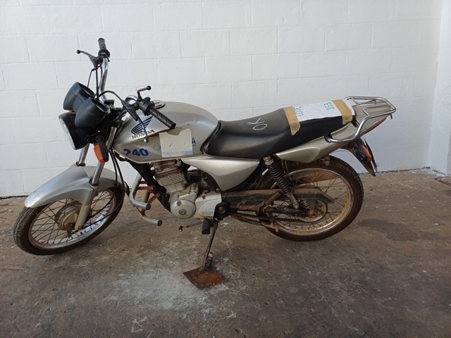 HONDA - CG 150 TITAN KS - leilão extrajudicial - TERESINA PI - lance mínimo R$ 1.500