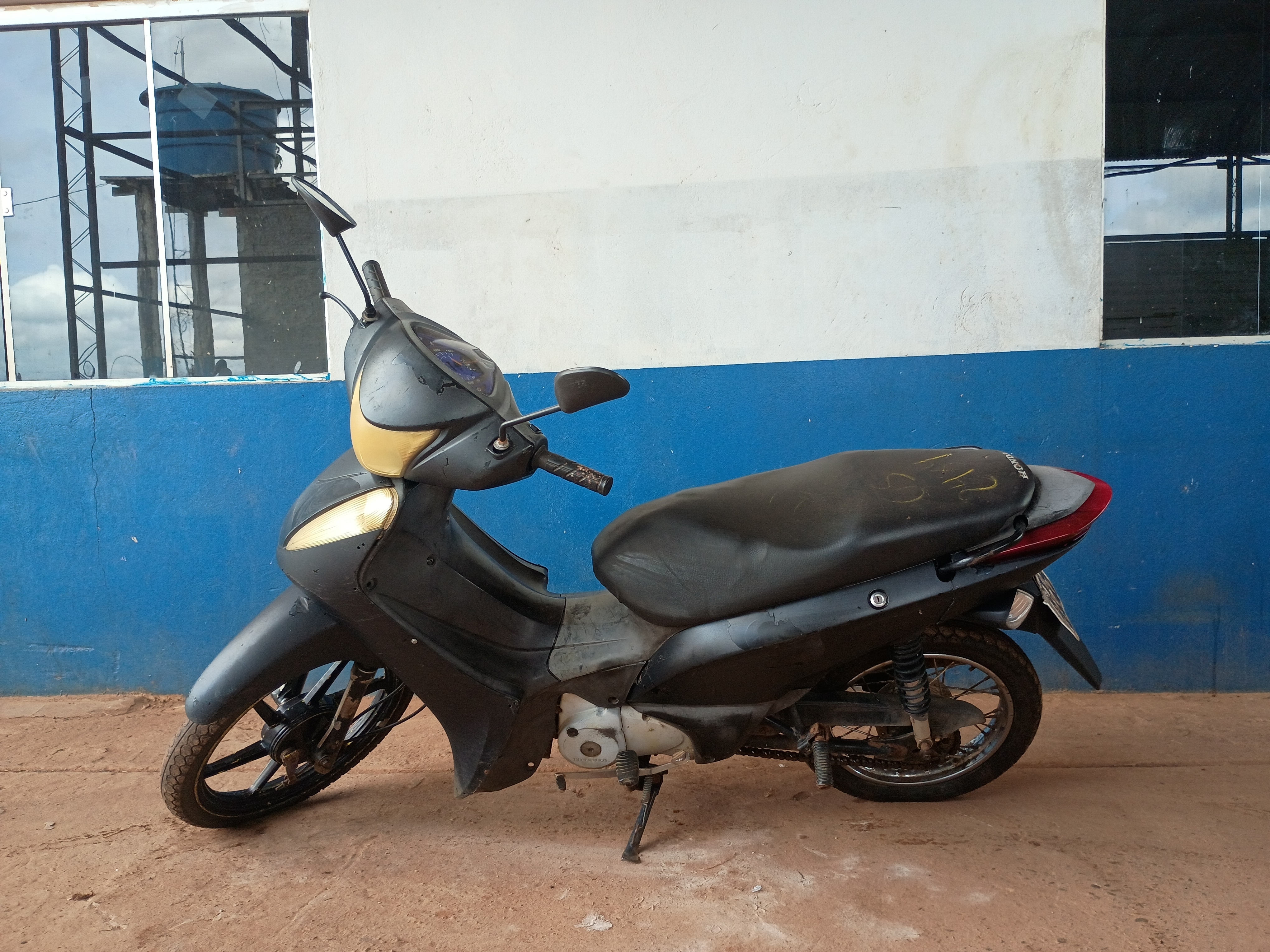 HONDA - BIZ 125 ES - leilão extrajudicial - ALTAMIRA PA - lance mínimo R$ 4.139