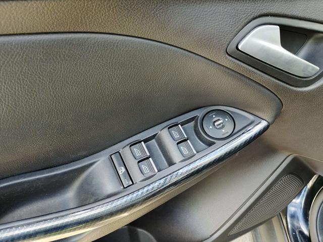 FORD FOCUS SE 1.6 S - 2013/2014 — foto 17 de 40