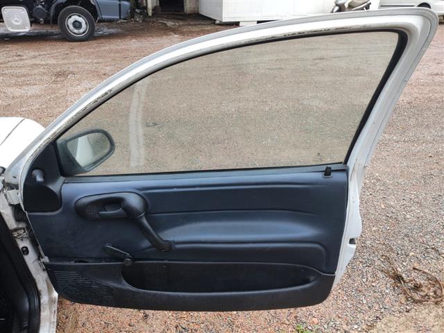 Foto 15 de 24: CORSA WIND - 2000/2000