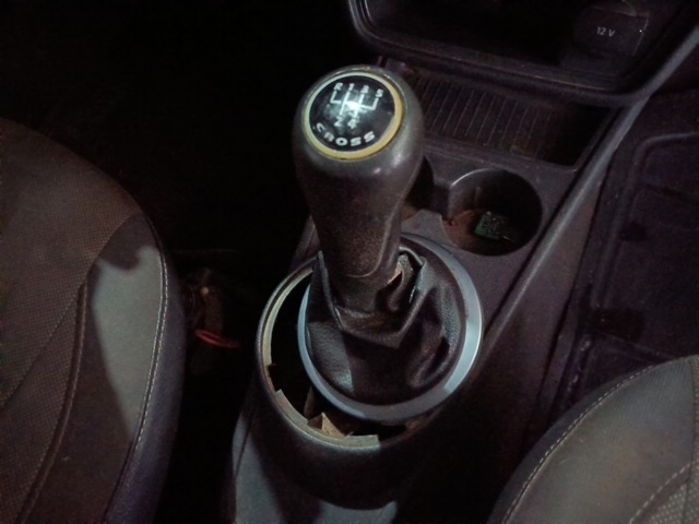 Foto 27 de 28: SAVEIRO 1.6 CE CROSS - 2011/2012