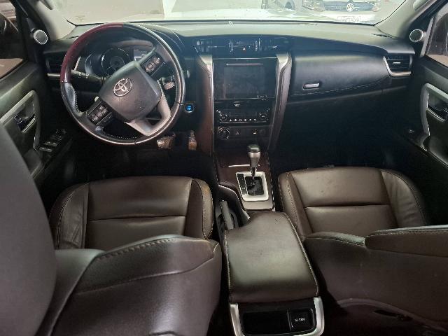 HILUX SW4 SRX 4X4 2.8 TDI 16V DIES. AUT - 2018/2019 — foto 5 de 29