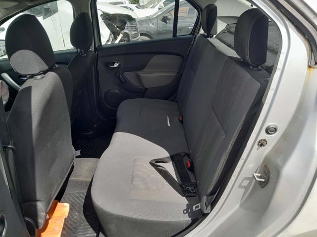 RENAULT LOGAN EXPR 1016V - 2015/2016 — foto 14 de 40