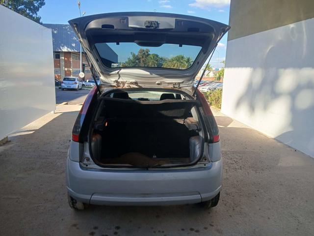 FORD FIESTA FLEX - 2010/2011 — foto 24 de 37