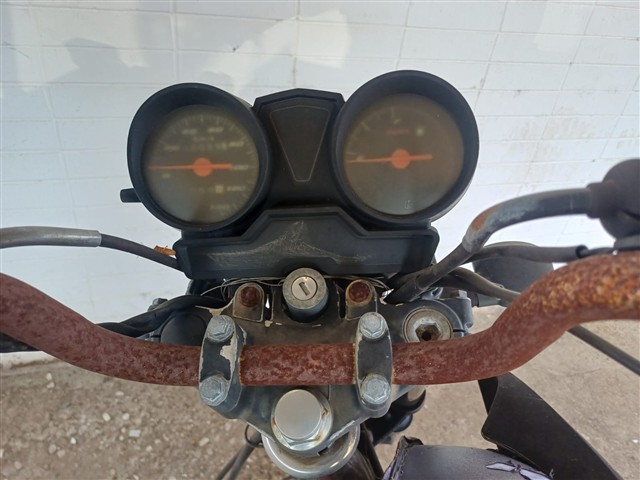 YAMAHA FACTOR YBR125 K - 2012/2012 — foto 4 de 10