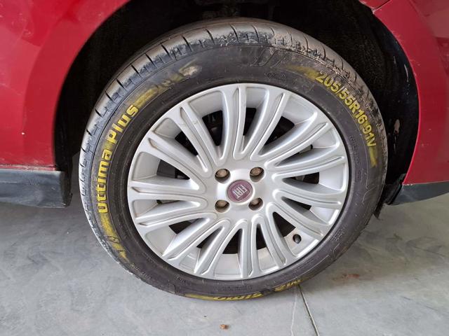 FIAT SIENA ESSENCE 1.6 - 2012/2013 — foto 22 de 26