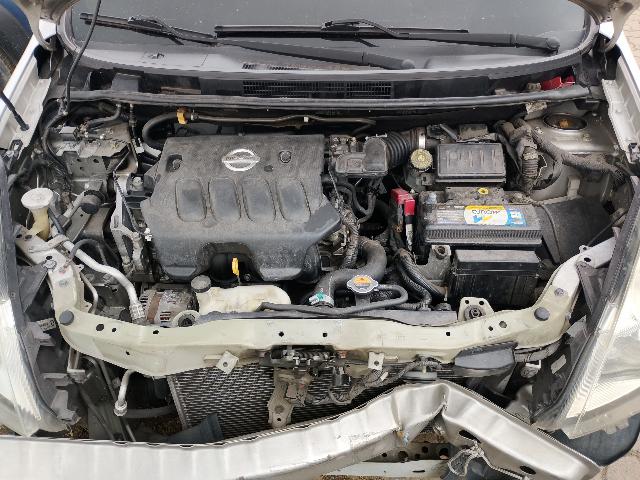 Foto 8 de 30: LIVINA 18SL - 2011/2012