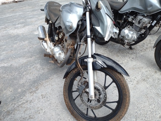 HONDA - CG 160 FAN - leilão extrajudicial - SAMAMBAIA DF - lance mínimo R$ 4.400