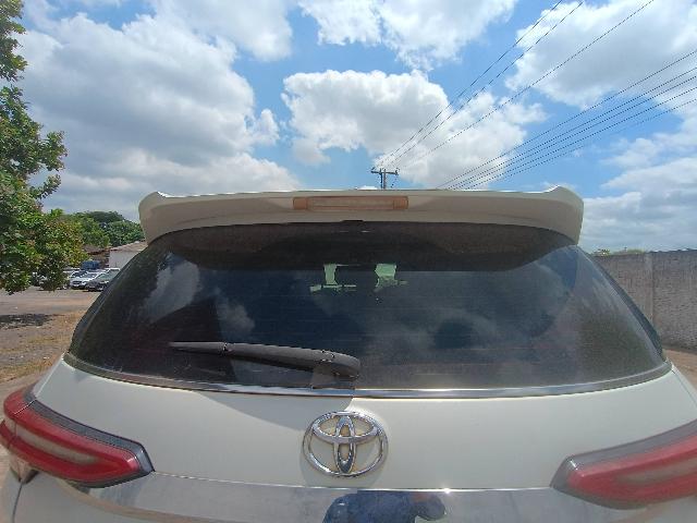 TOYOTA HILUX SWSRXA4FD - 2022/2023 — foto 28 de 40