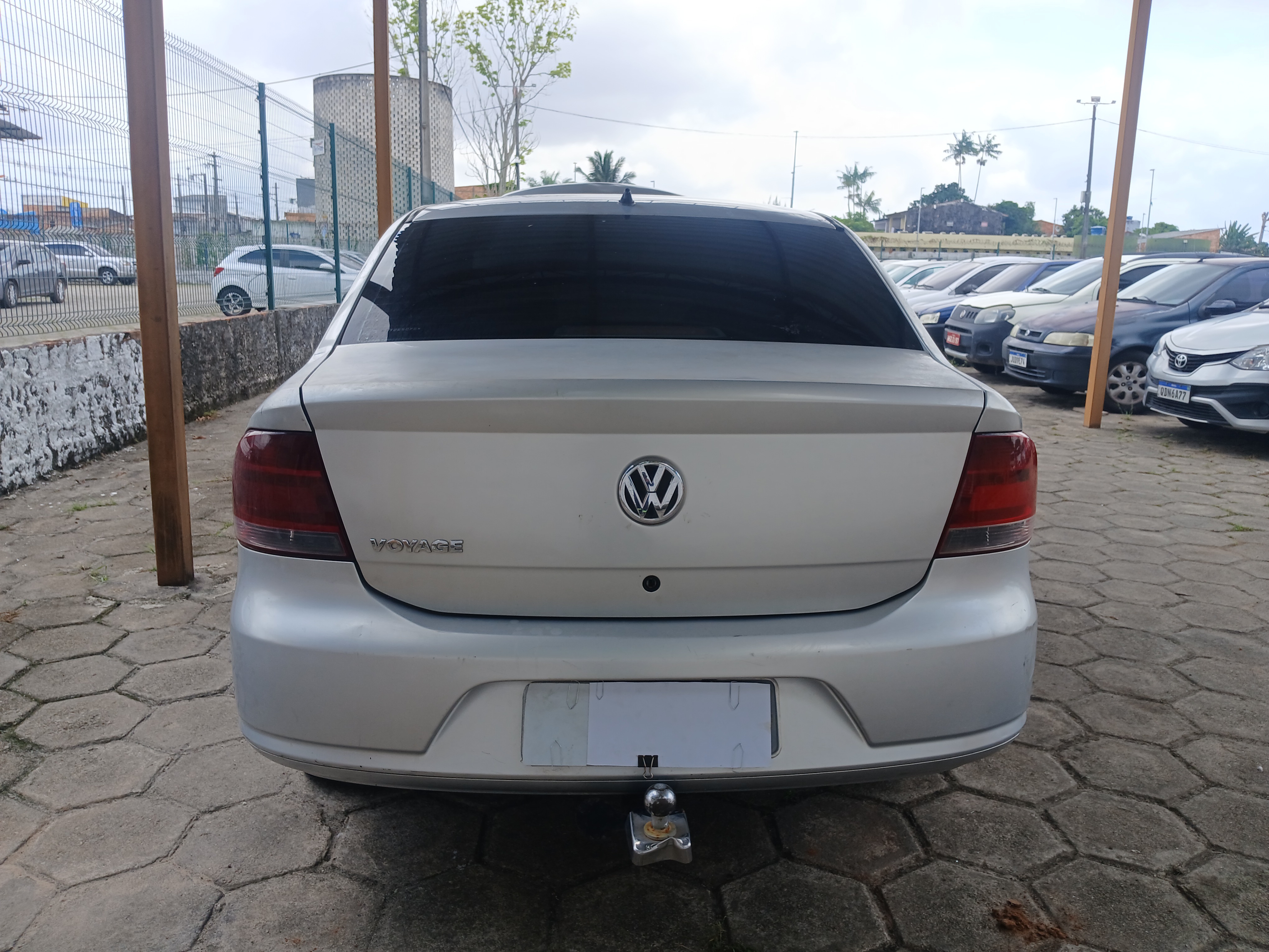 VOLKSWAGEN VOYAGE 1.0 - 2011/2011 — foto 21 de 26