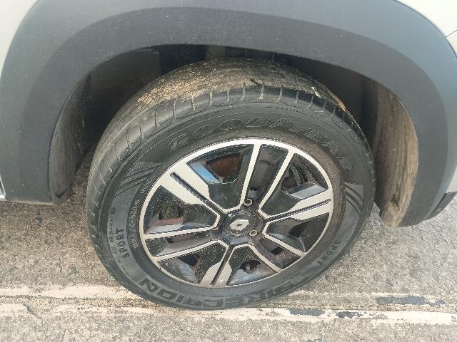 RENAULT KWID INTENS 2 - 2022/2023 — foto 22 de 25
