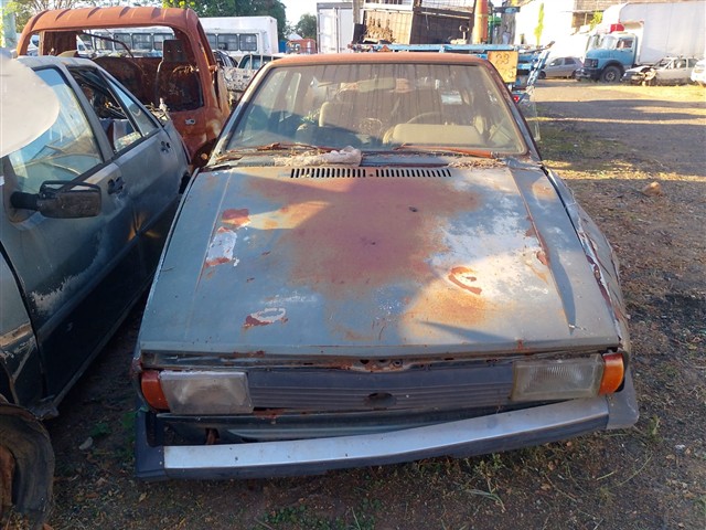VOLKSWAGEN VOYAGE LS - 1982/1983 — foto 6 de 7