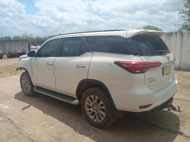 TOYOTA HILUX SWSRXA4FD - 2022/2023 — foto 4 de 40