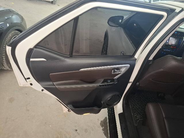 HILUX SW4 SRX 4X4 2.8 TDI 16V DIES. AUT - 2018/2019 — foto 21 de 29