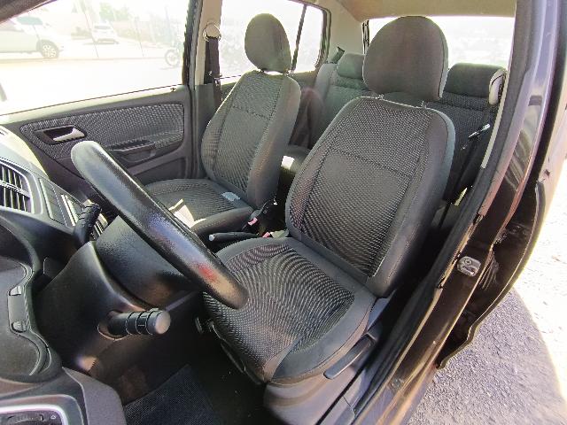 VOLKSWAGEN FOX 1.0 GII - 2010/2011 — foto 5 de 5