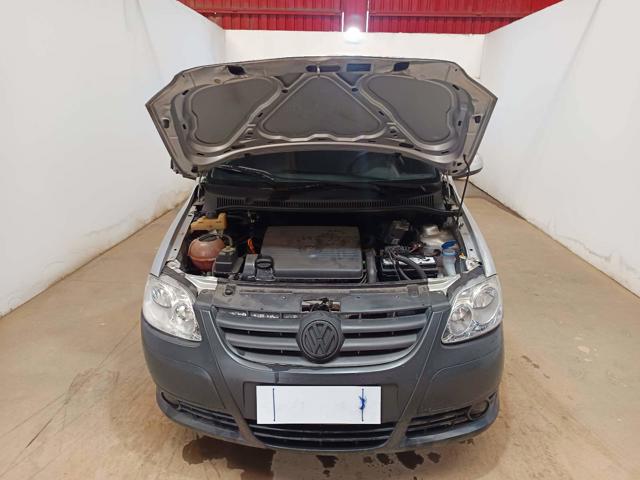 VOLKSWAGEN FOX 1.0 - 2007/2008 — foto 10 de 32