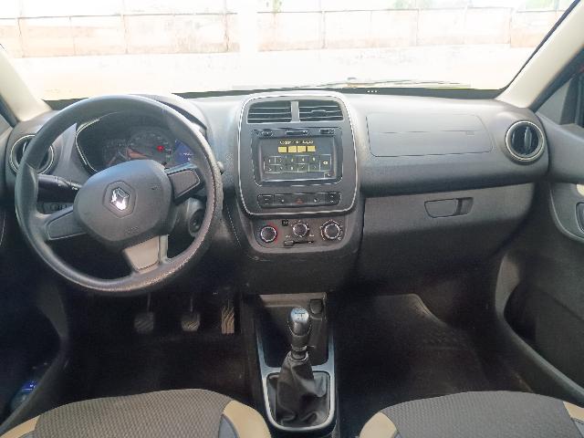 RENAULT KWID INTENS 10MT - 2017/2018 — foto 5 de 40