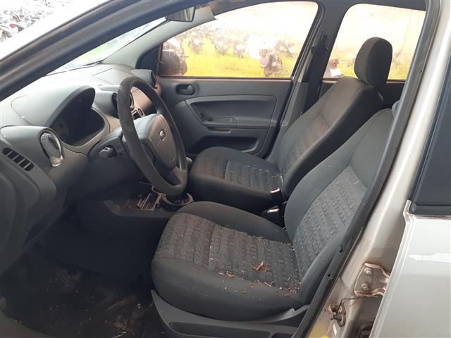 FORD FIESTA - 2003/2003 — foto 9 de 20