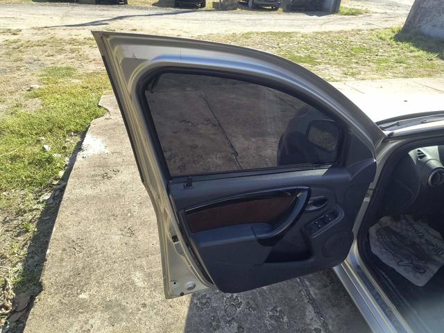 RENAULT SANDERO STW 16HP - 2012/2013 — foto 12 de 26