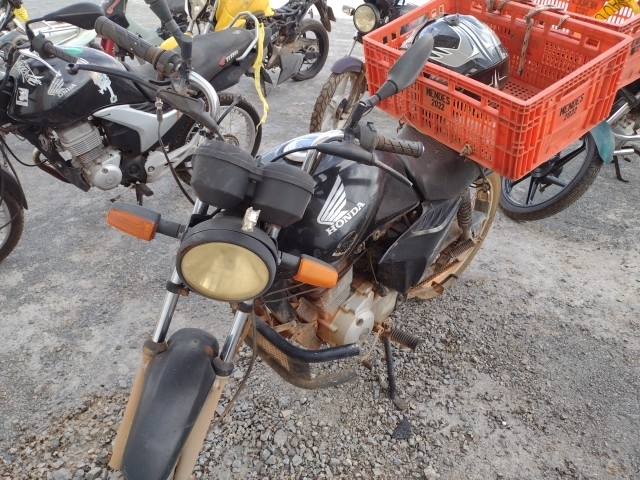 HONDA - CG 125 FAN KS - leilão extrajudicial - SAMAMBAIA DF - lance mínimo R$ 2.600