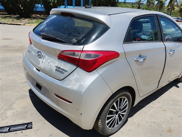 HYUNDAI HB20 1.6A COMF - 2014/2015 — foto 33 de 40