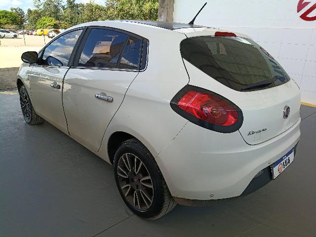FIAT BRAVO ESSENCE 1.8 - 2013/2014 — foto 6 de 25