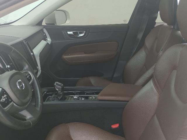 Foto 10 de 36: XC60 2.0 T5 MOM - 2018/2018
