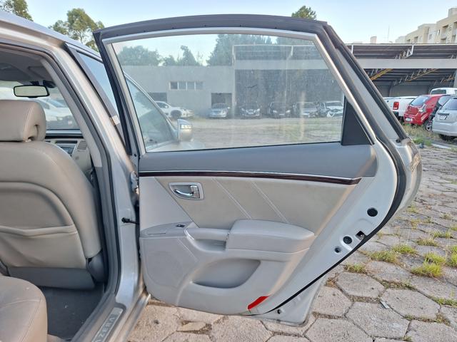 HYUNDAI AZERA 3.3 V6 - 2009/2010 — foto 19 de 24