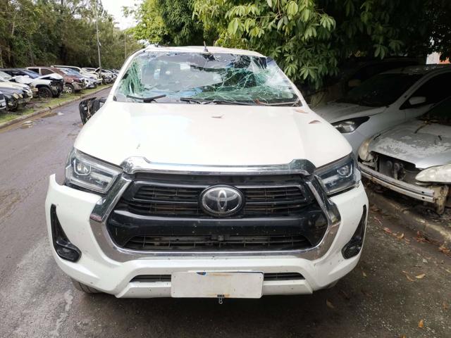 HILUX CD SRV 4X4 2.8 TDI DIESEL AUT - 2021/2022 — foto 8 de 38