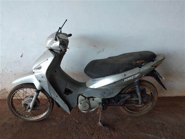 Honda BIZ 125 ES 2006 em leilão