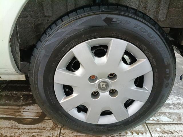 RENAULT CLIO EXP1016VH - 2013/2014 — foto 10 de 27