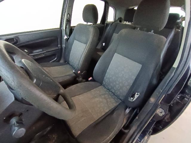 FORD FIESTA FLEX - 2012/2013 — foto 17 de 25