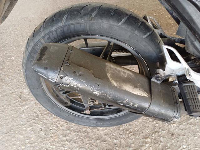 HONDA CB 300R - 2010/2011 — foto 9 de 9