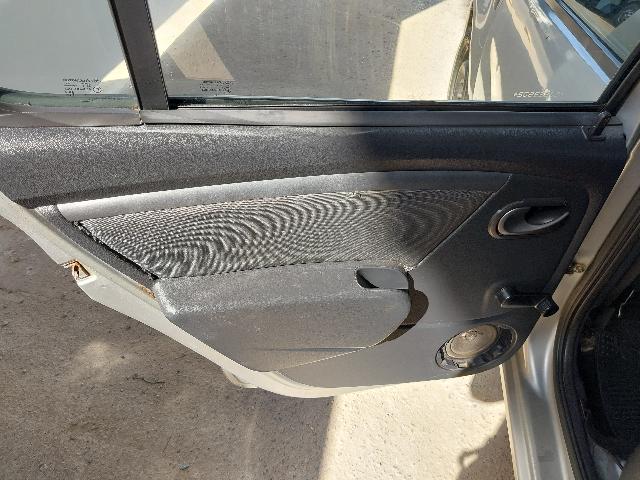 RENAULT SANDERO EXP 16 - 2011/2012 — foto 23 de 40