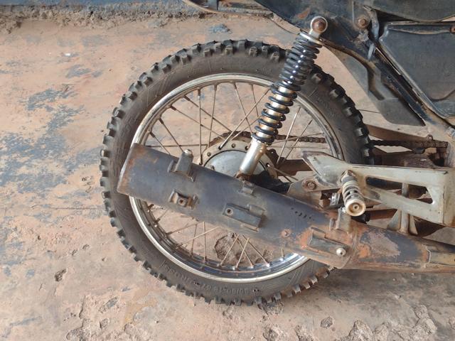 YAMAHA FACTOR YBR125 E - 2011/2011 — foto 8 de 13