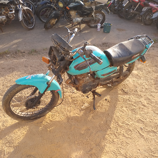 HONDA - CG 125 TITAN - leilão extrajudicial - TIANGUÁ CE - lance mínimo R$ 900