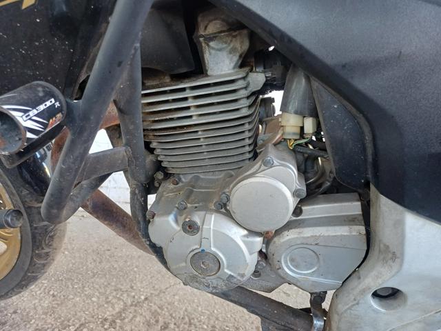 HONDA CB 300R - 2015/2015 — foto 6 de 9