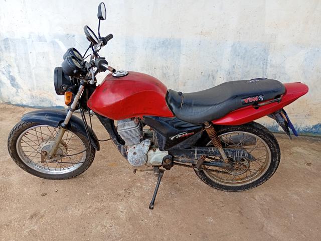 Honda CG 125 FAN KS 2013 em leilão