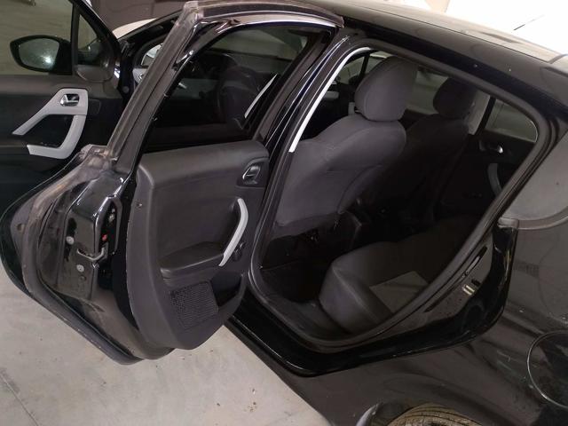 PEUGEOT 208 ALLURE - 2013/2014 — foto 14 de 32