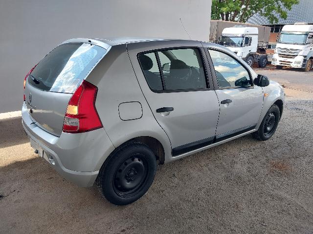 RENAULT SANDERO EXP 16 - 2011/2012 — foto 4 de 40
