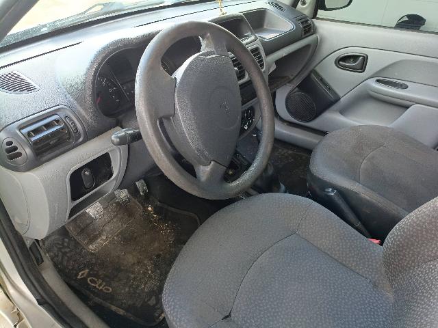 RENAULT CLIO CAM1016VH - 2011/2011 — foto 20 de 27