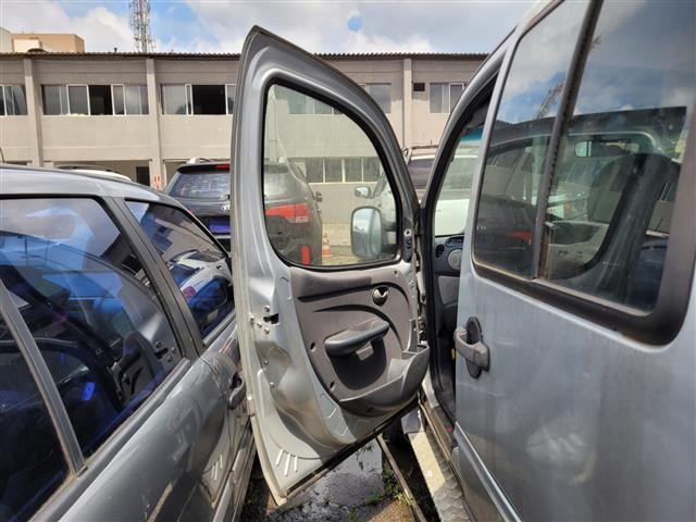 FIAT DOBLO ADV 1.8 FLEX - 2009/2009 — foto 12 de 25