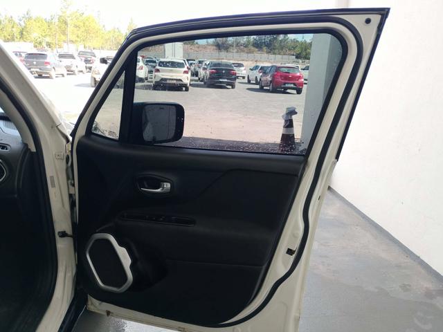 JEEP RENEGADE 1.8 AUTOM. - 2021/2021 — foto 16 de 40