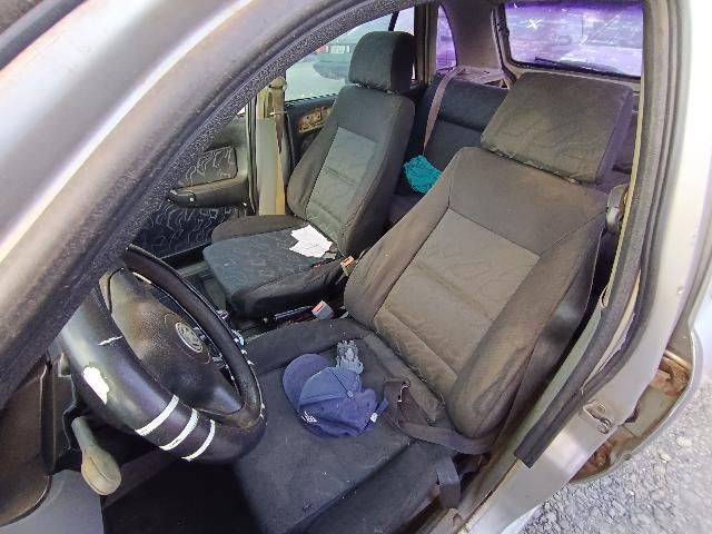VOLKSWAGEN GOL 16V PLUS - 2001/2001 — foto 5 de 5