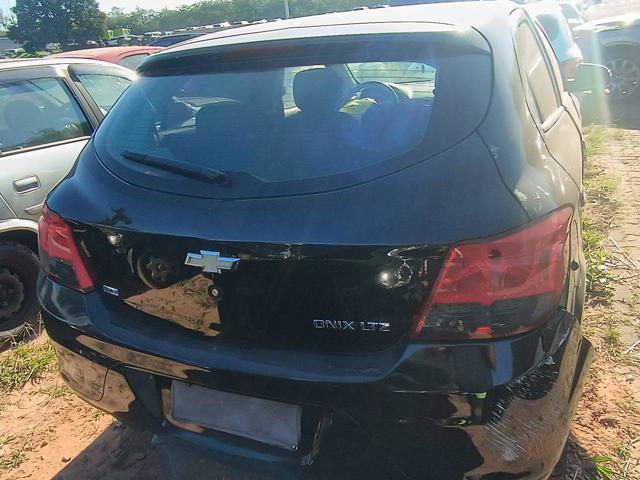 CHEVROLET ONIX 1.4AT LTZ - 2013/2014 — foto 17 de 27